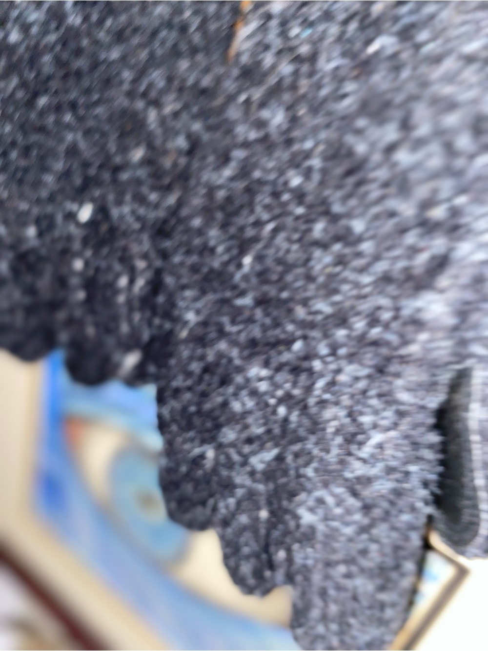 3M Thinsulate Black Bouclé Women's Cold-Weather Gloves - Picture 5 of 7